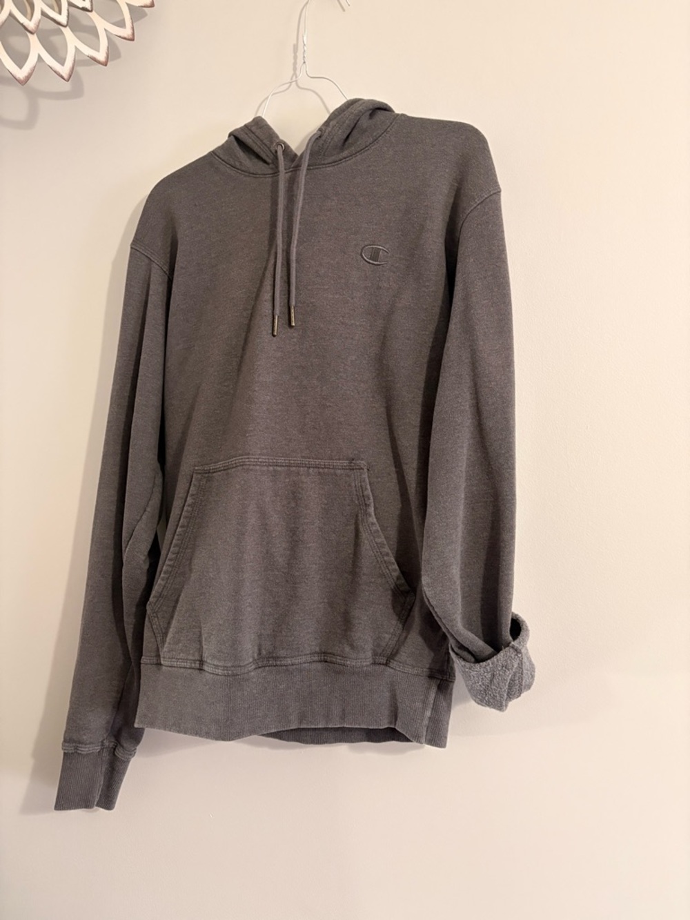 Champion Men’s Charcoal Gray Hooded Pullover Sweatshirt